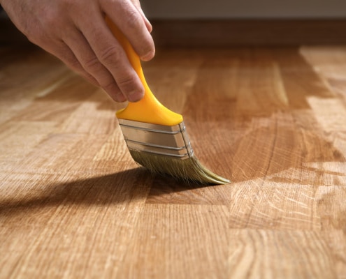 Conseils de choix d'une peinture pour parquet en bois